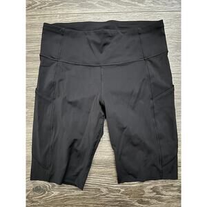 Lululemon Fast and Free Short 10" *Cool Black size 10